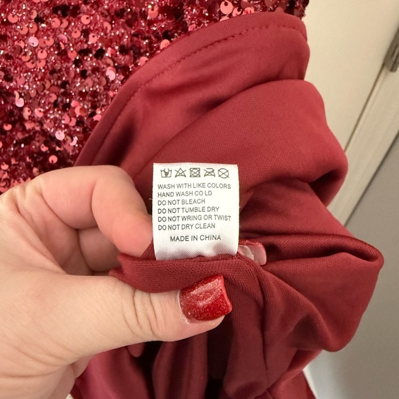 Giffniseti Burgundy High Low Sequin Gown Plus Size XL - Picture 6 of 11